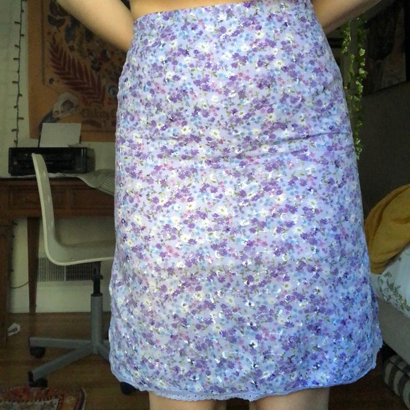 SOLD Fairy floral midi skirt✨ - Picture 3 of 4